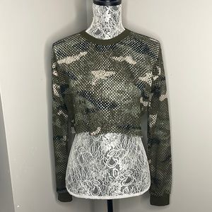Camo crop top